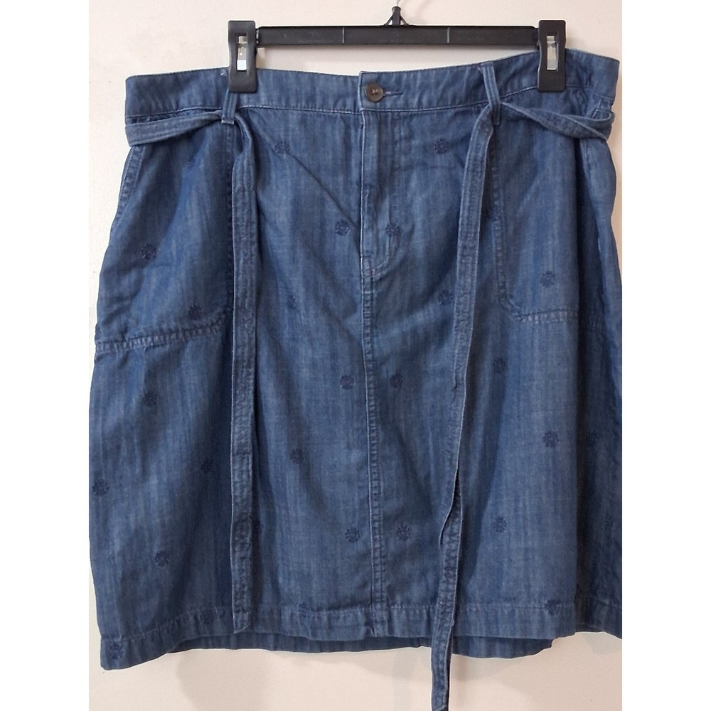 Talbots Womens 16 Blue Floral Embroidered Chambray Denim Skirt with Tie Belt